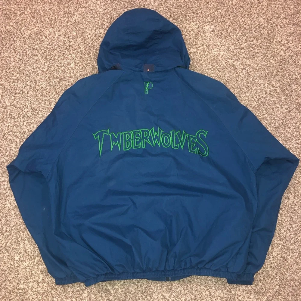 Timberwolves Jacket - Picture 5 of 8
